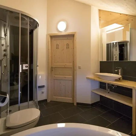 בקתה Chalet Wellness Chalet 63b *