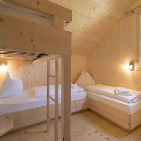 Chalet Wellness Chalet 63b בקתה *